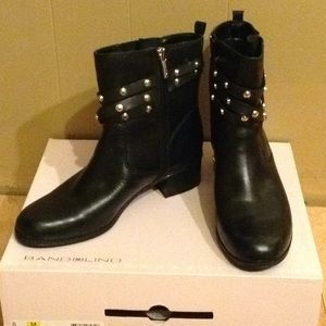 Bandolino black boots